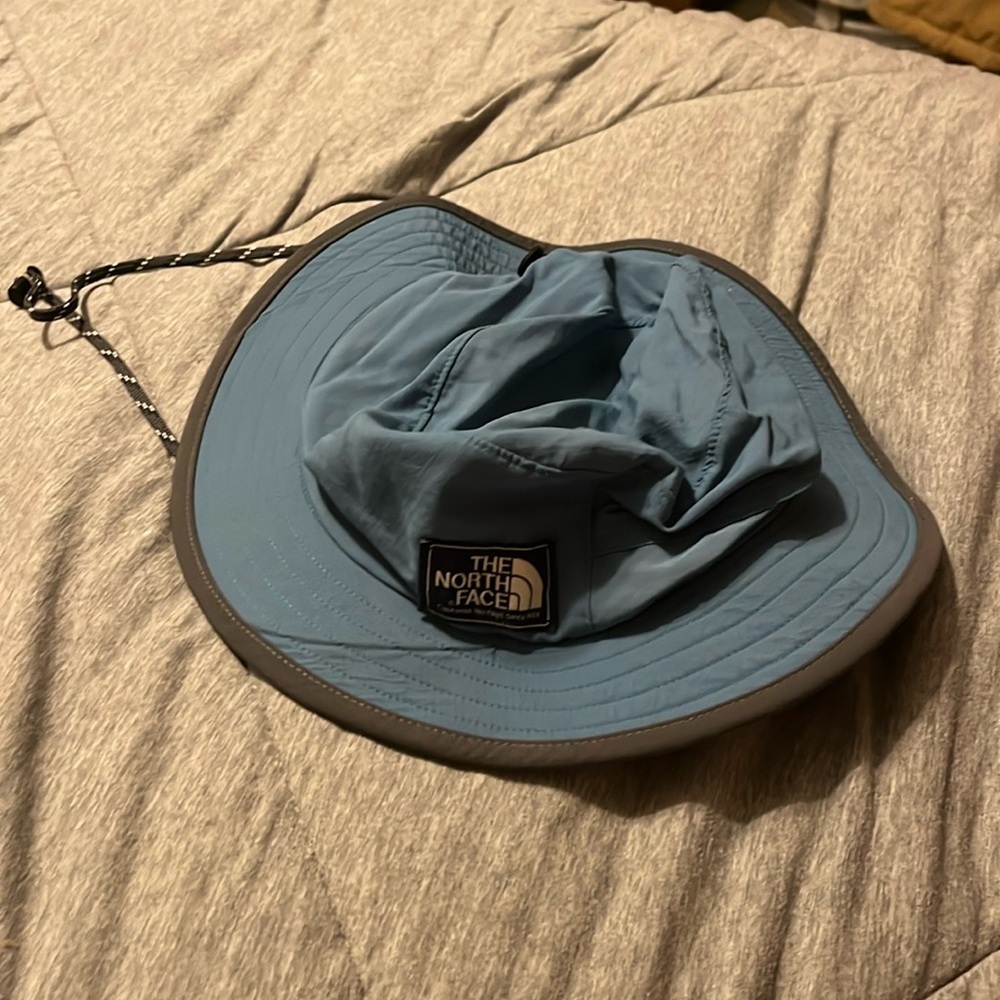 North face blue sun hat